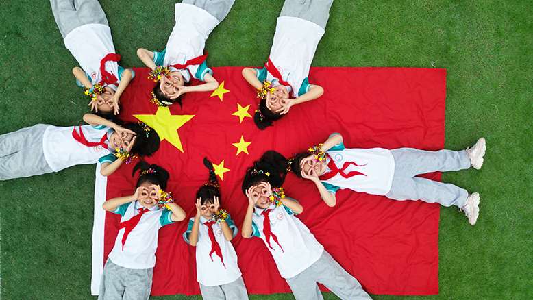 縣實(shí)驗(yàn)小學(xué)育才路校區(qū)舉行主題活動